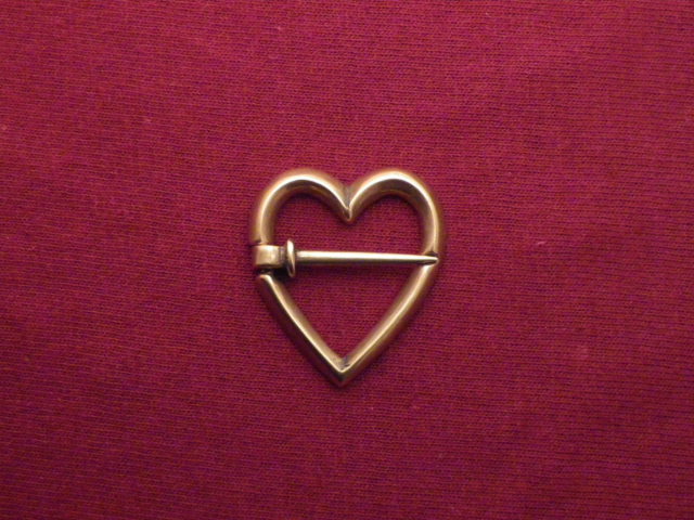 Heart Annular Brooch